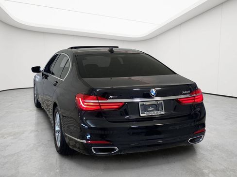 Used 2017 BMW 740i xDrive AWD/4WD image 41