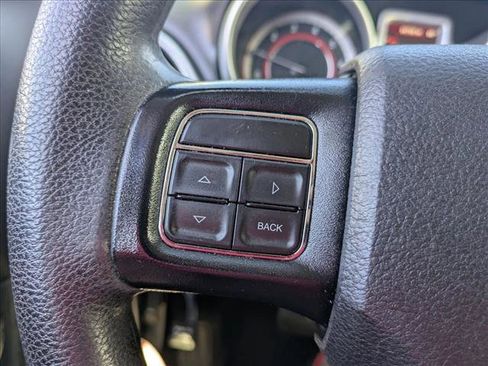 Used 2019 Dodge Journey SE w/ Blacktop Package image 7