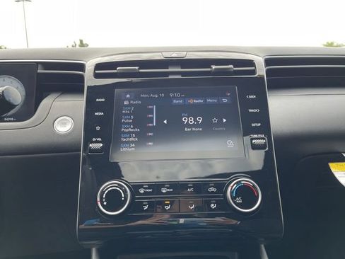 Used 2023 Hyundai Santa Cruz SEL w/ Activity Package AWD/4WD image 17