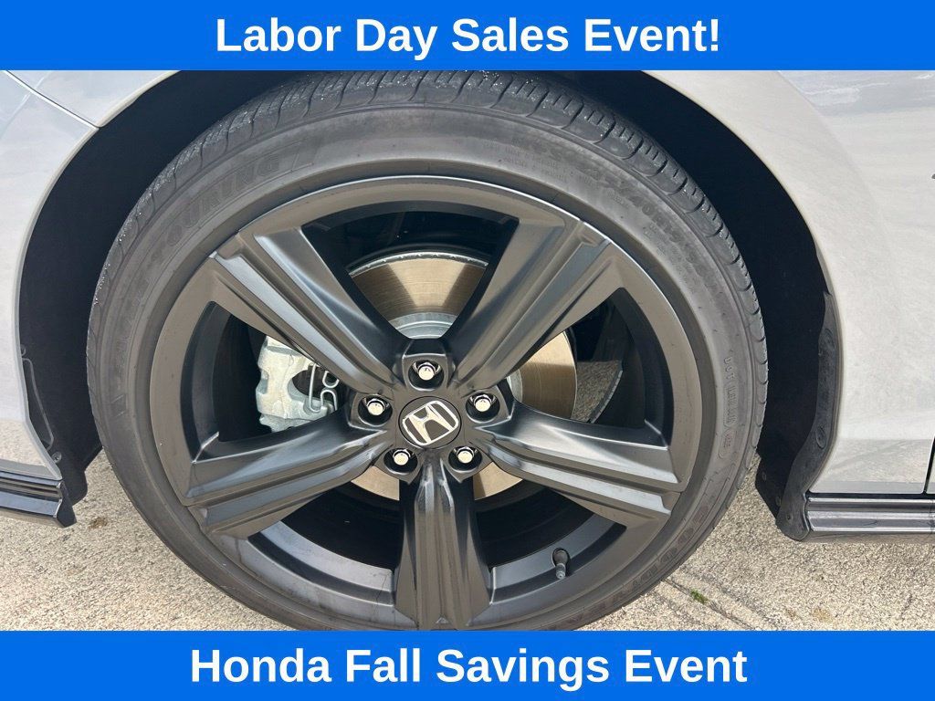 Used 2024 Honda Accord Sport image 4