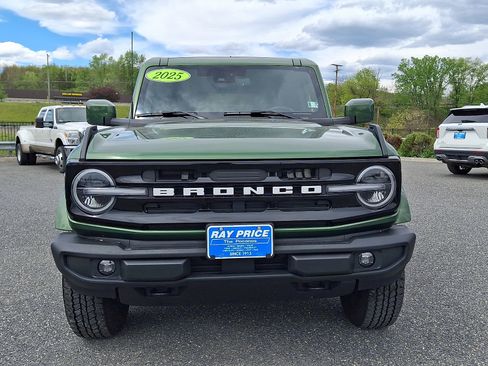 Certified 2025 Ford Bronco Outer Banks AWD/4WD image 2