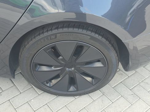 Used 2025 Tesla Model 3 Long Range RWD image 6
