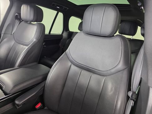 Used 2023 Land Rover Range Rover SE AWD/4WD image 11
