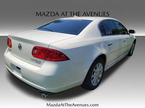 Used 2011 Buick Lucerne CXL FWD image 17