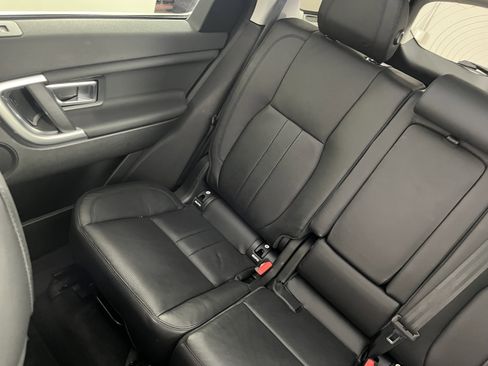 Used 2019 Land Rover Discovery Sport HSE image 22
