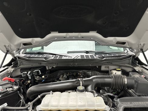 Used 2024 Ford F150 XLT w/ FX4 Off-Road Package image 43