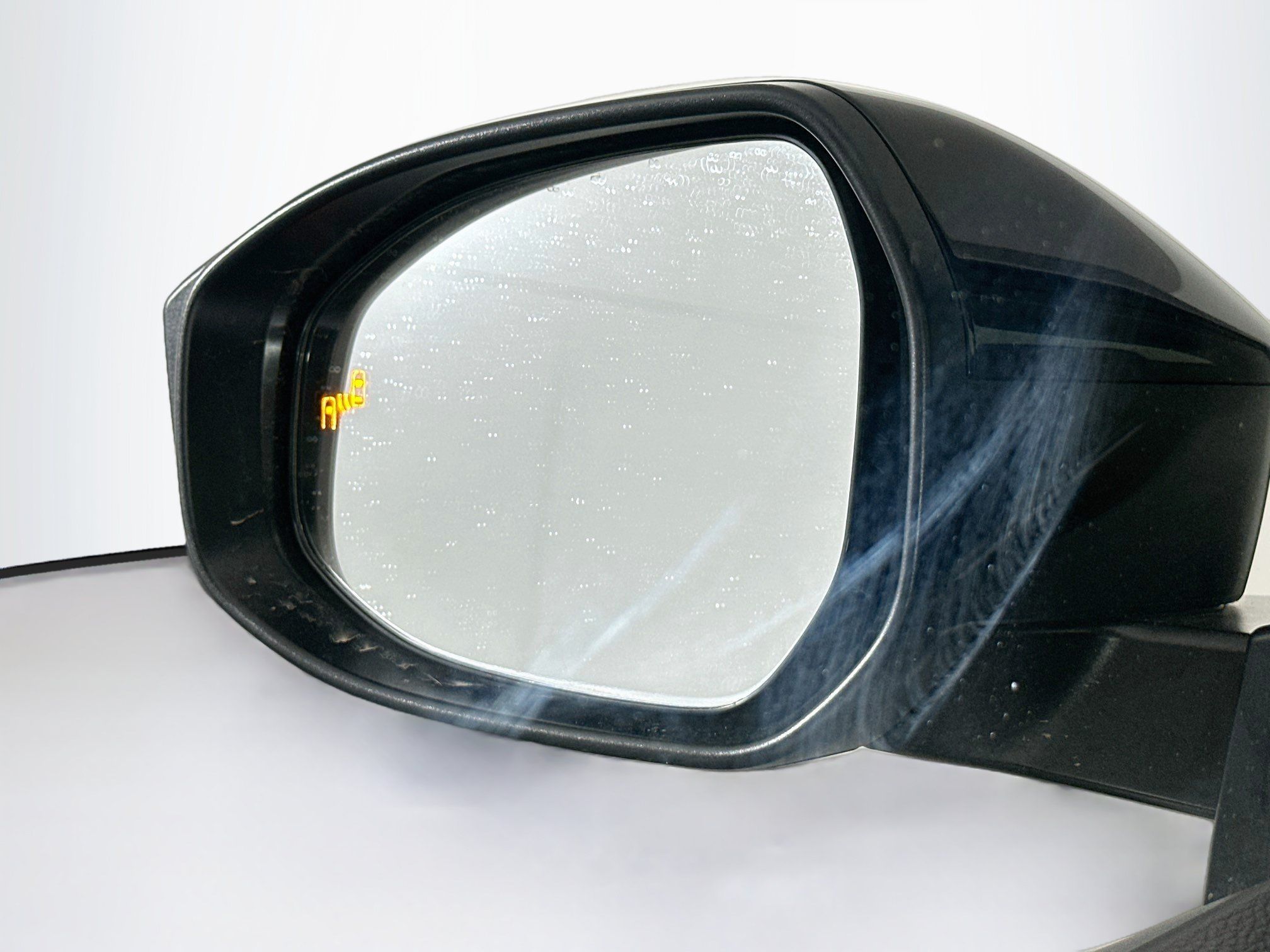 Used 2025 Toyota Prius LE FWD image 16