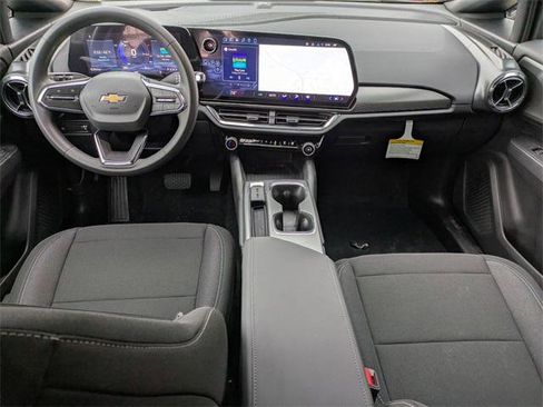 New 2026 Chevrolet Equinox EV LT image 22