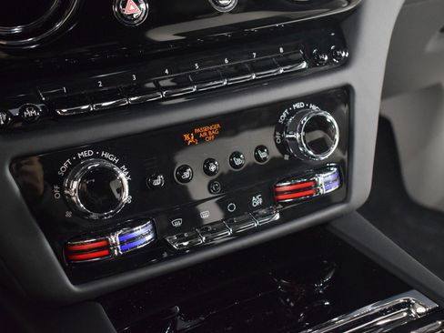 Certified 2024 Rolls-Royce Ghost image 36