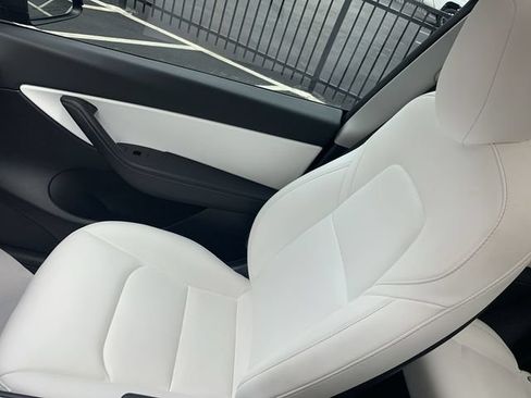 Used 2021 Tesla Model Y Performance AWD/4WD image 29