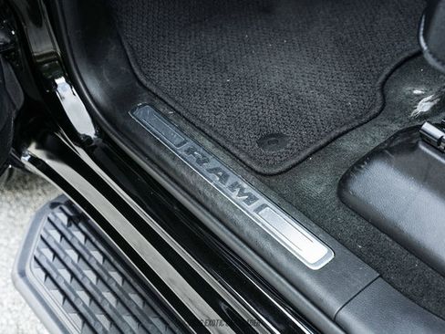 Used 2022 RAM 1500 Laramie RWD image 22