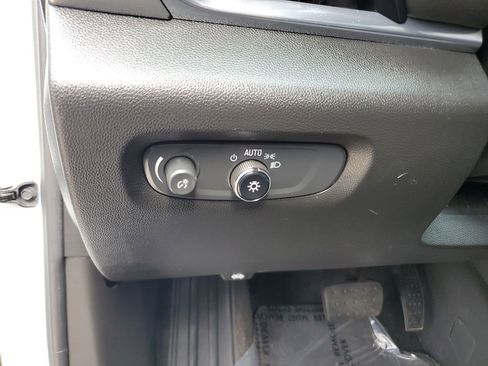 Used 2022 Chevrolet Traverse LT w/ LPO, 'HIT The Road' Package image 17