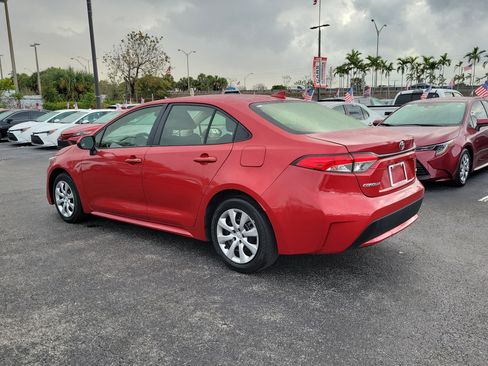 Used 2020 Toyota Corolla LE image 8