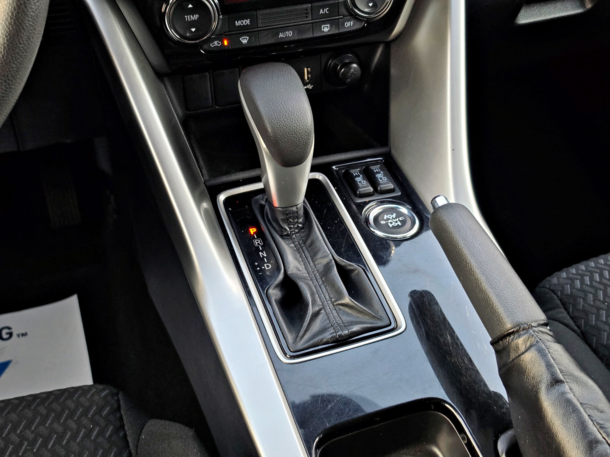 Used 2024 Mitsubishi Eclipse Cross LE AWD/4WD image 11