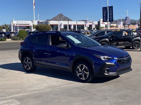 Used 2024 Subaru Crosstrek 2.0i Premium image 2