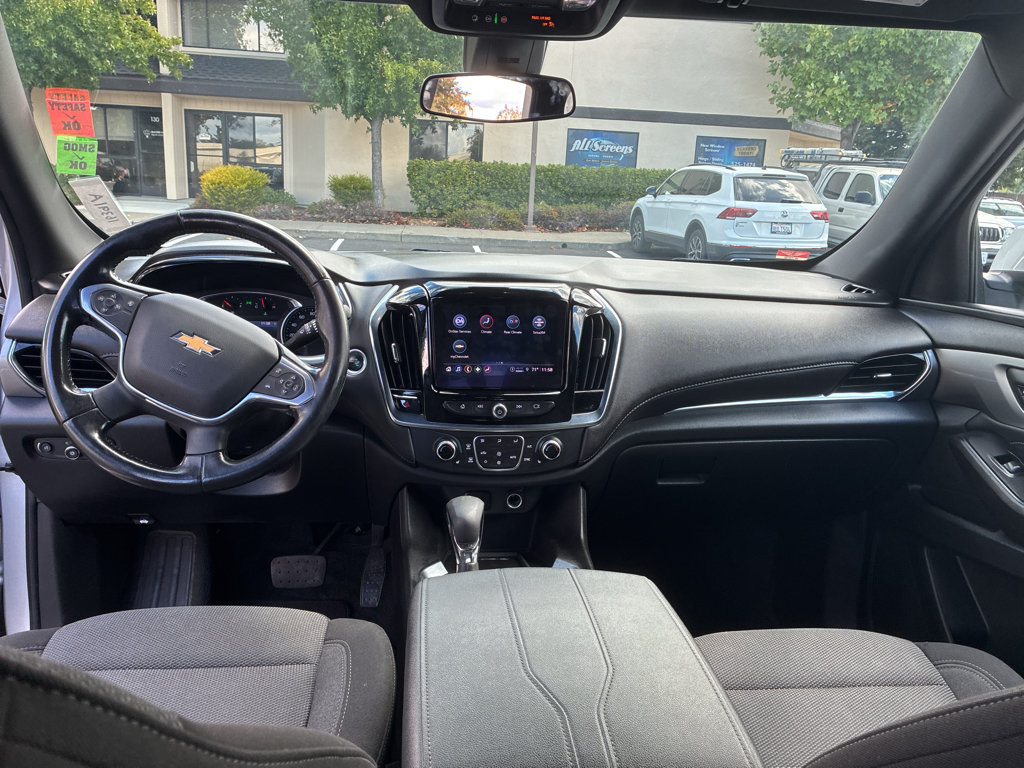 Used 2022 Chevrolet Traverse LT AWD/4WD image 48