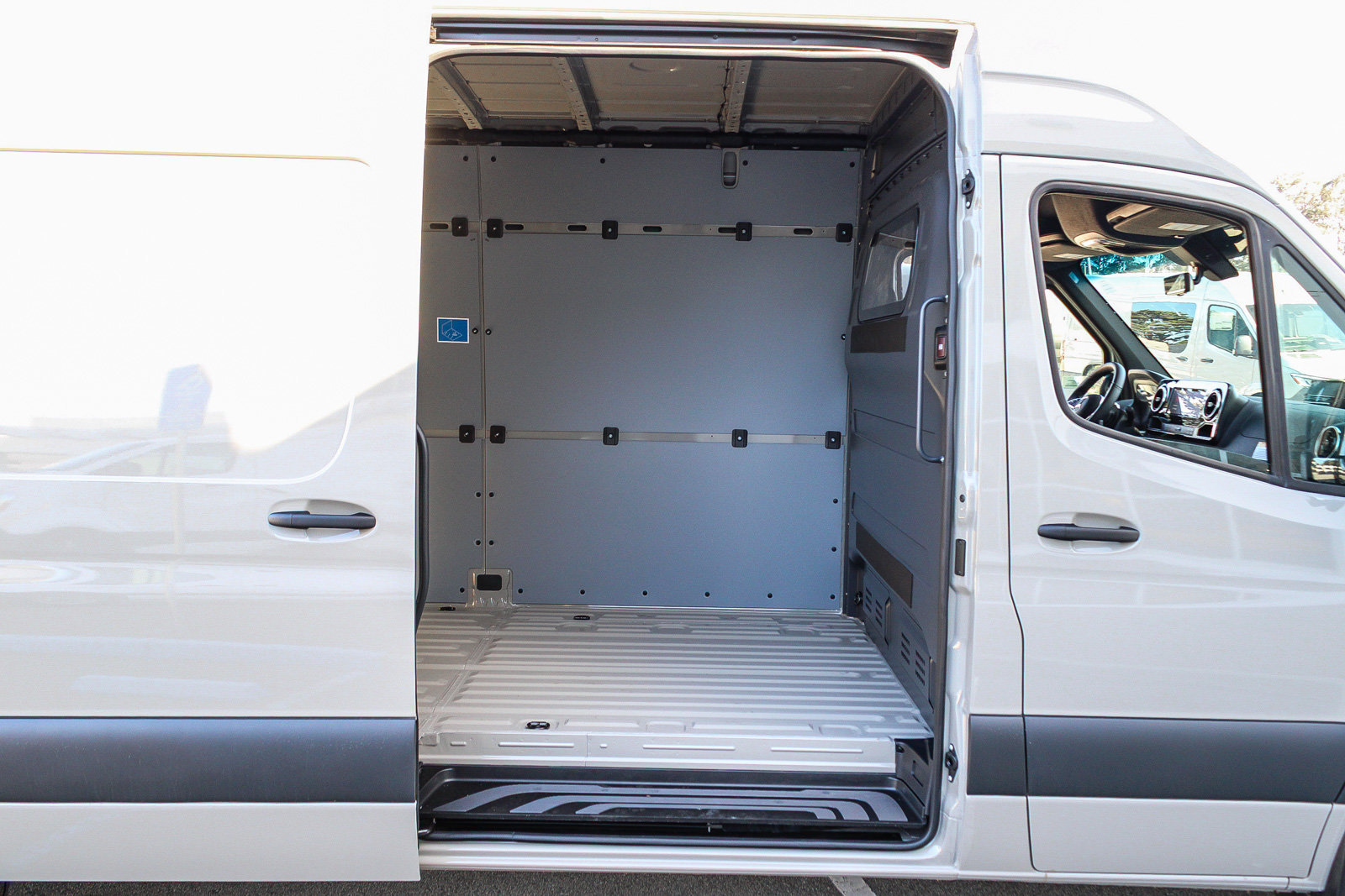 New 2026 Mercedes-Benz Sprinter 2500 image 25