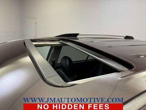 Used 2013 Toyota Highlander Limited image 11