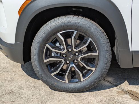 New 2025 Chevrolet TrailBlazer ACTIV w/ Convenience Package image 26