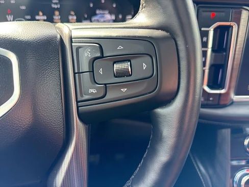 Used 2024 GMC Yukon XL Denali Ultimate image 35