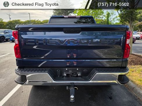 Used 2022 Chevrolet Silverado 1500 LT AWD/4WD image 5