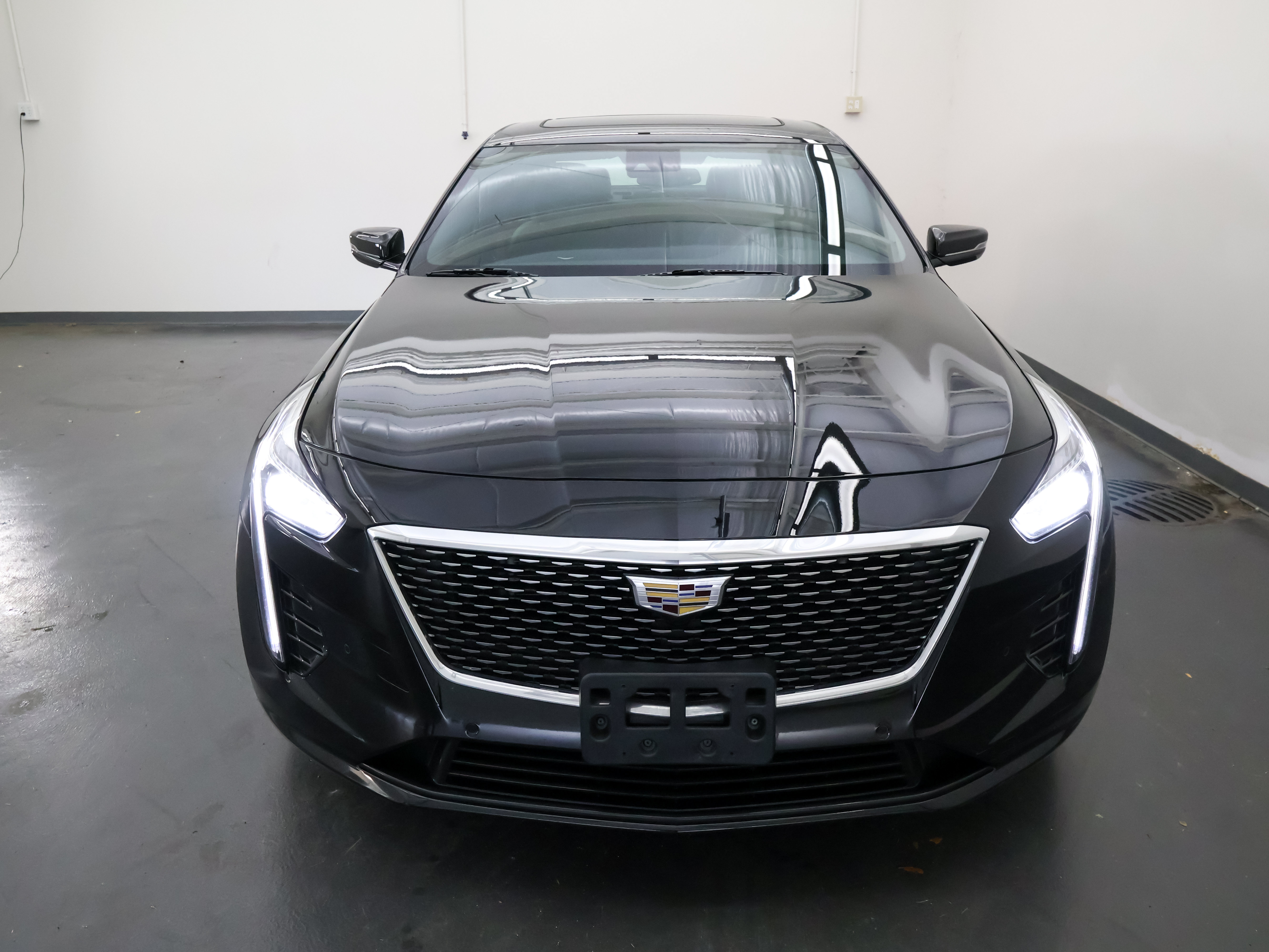 Used 2020 Cadillac CT6 Luxury AWD/4WD image 8