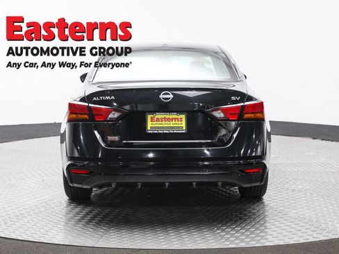 Used 2023 Nissan Altima 2.5 SV image 6