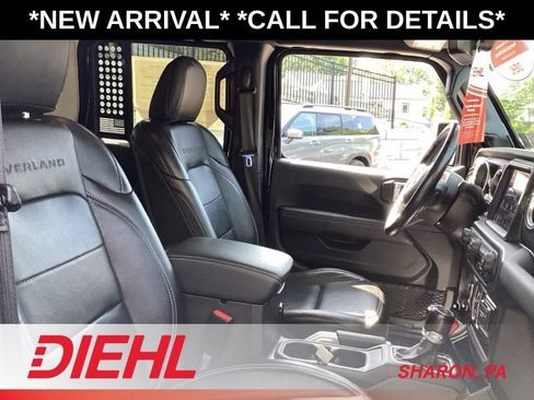 Used 2021 Jeep Gladiator Overland AWD/4WD image 16