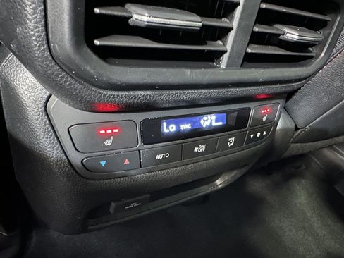 Certified 2024 Honda Ridgeline Black Edition image 32