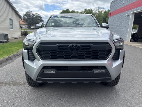 New 2026 Toyota Tacoma 4x4 Double Cab image 8