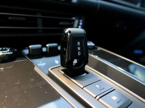 Used 2024 Porsche 911 Carrera S image 21