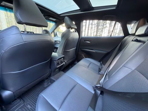 Used 2021 Toyota Venza Limited w/ Advanced Technology Package image 15