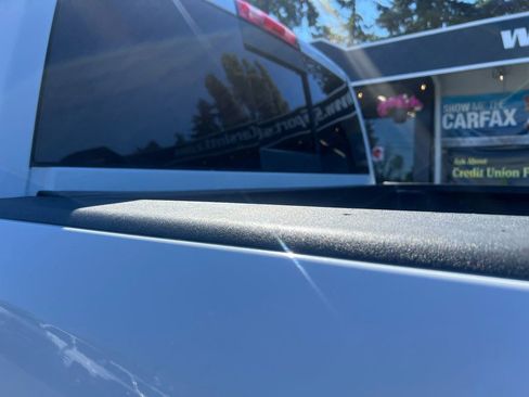 Used 2015 RAM 2500 SLT image 10