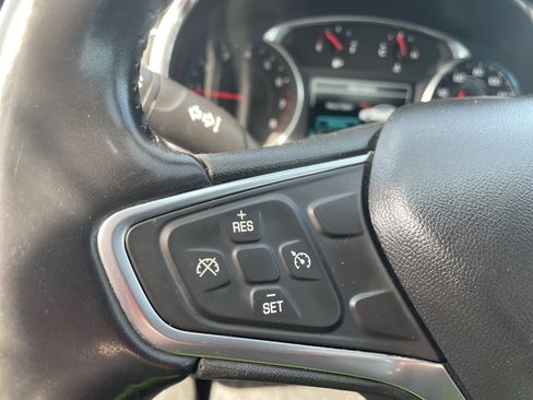 Used 2018 Chevrolet Malibu LT image 29