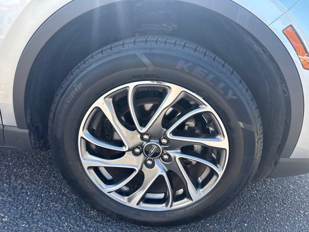 Certified 2022 Lincoln Corsair FWD image 8