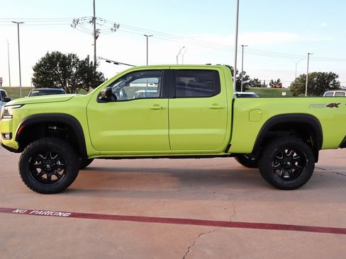 New 2026 Nissan Frontier PRO-4X w/ Pro-4x Convenience Package image 2