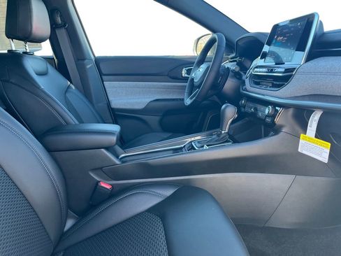 New 2026 Jeep Compass Latitude image 24