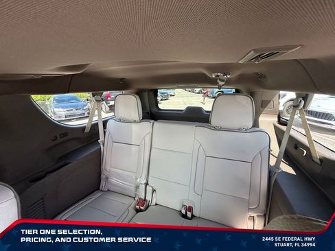 New 2026 GMC Yukon XL Denali w/ Denali Reserve Package AWD/4WD image 13