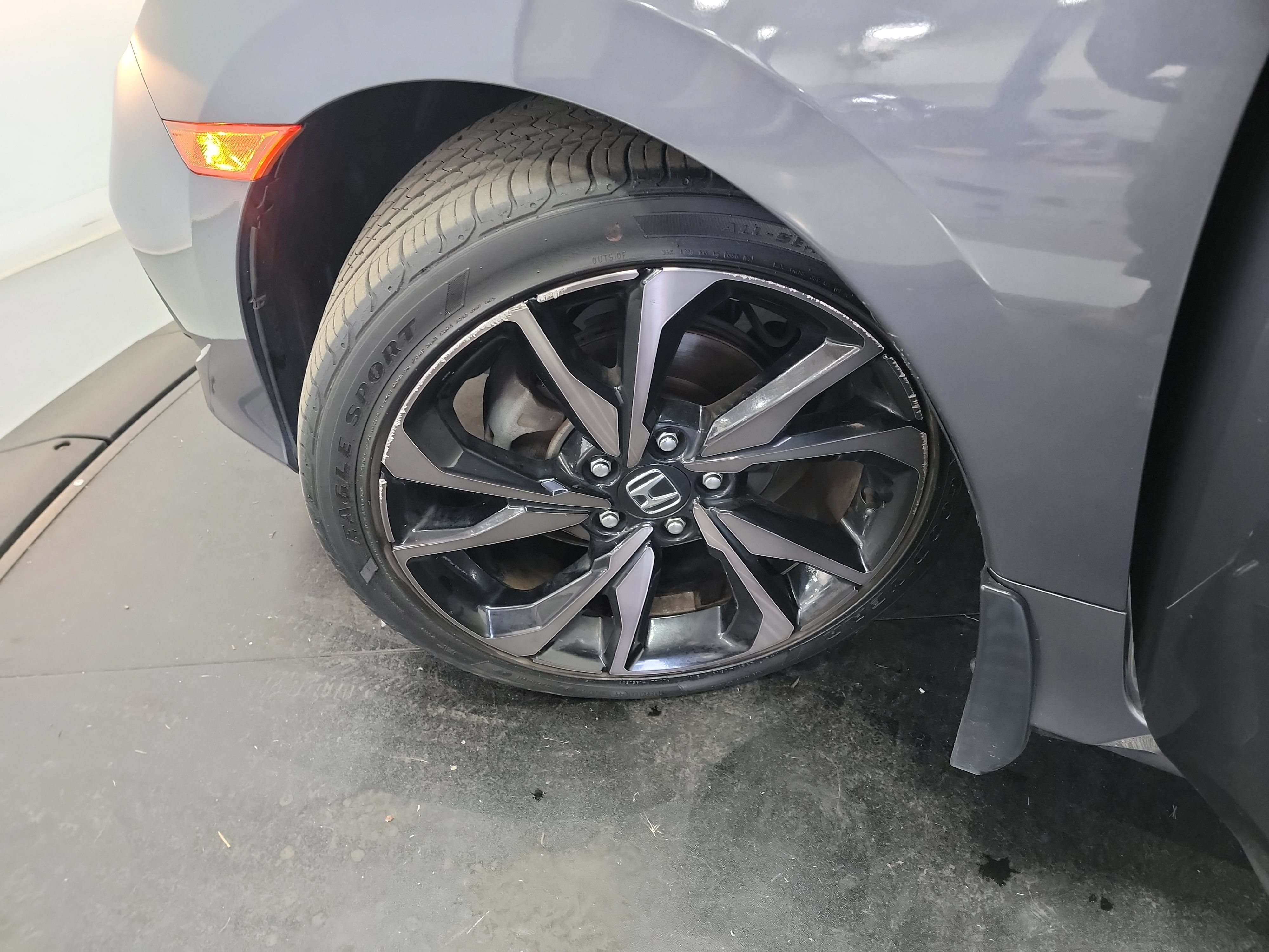 Used 2020 Honda Civic Sport image 29