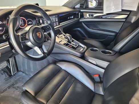 Used 2017 Porsche Panamera Turbo image 11