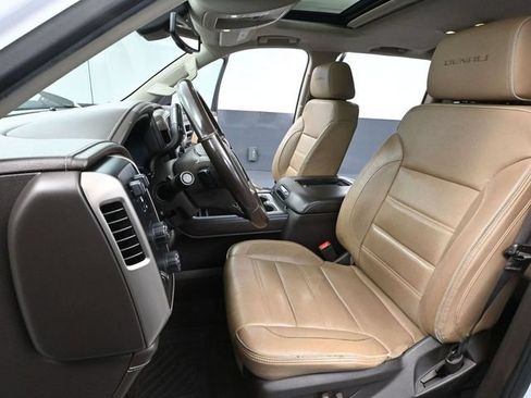 Used 2018 GMC Sierra 1500 Denali AWD/4WD image 28