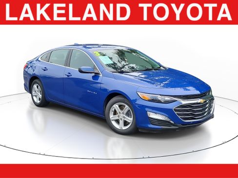 Used 2023 Chevrolet Malibu LT image 1