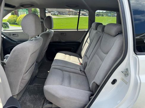 Used 2002 Toyota Highlander 2WD image 18