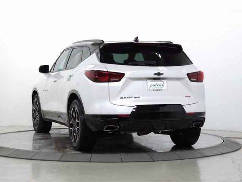 Used 2023 Chevrolet Blazer RS w/ Driver Confidence II Package image 5