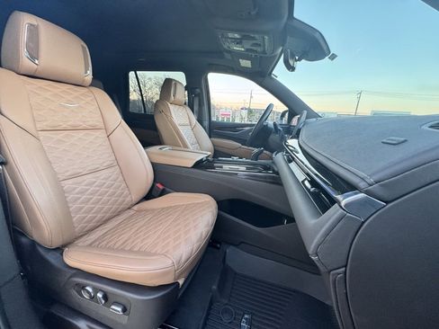 Used 2024 Cadillac Escalade Premium Luxury w/ LPO, Floor Liner Package image 13