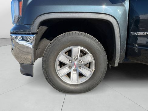 Used 2019 GMC Sierra 1500 SLE w/ SLE Value Package image 14