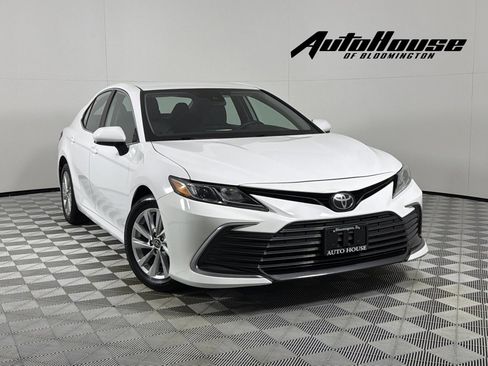 Used 2023 Toyota Camry LE AWD/4WD image 1