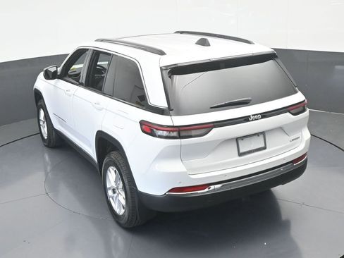 Used 2025 Jeep Grand Cherokee Laredo X RWD image 45