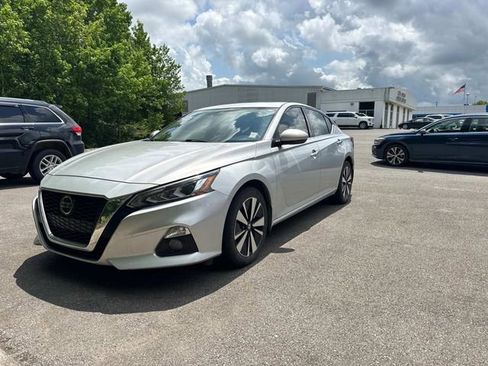 Used 2019 Nissan Altima 2.5 SV AWD/4WD image 8
