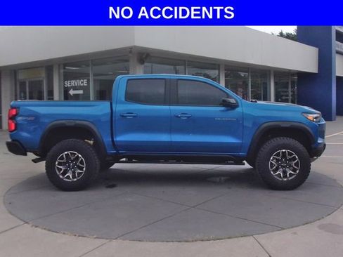 Used 2024 Chevrolet Colorado ZR2 w/ ZR2 Convenience Package III AWD/4WD image 2